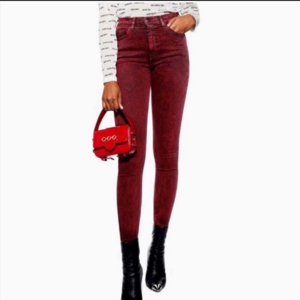 Topshop “Jamie” jeans in red acid wash detail